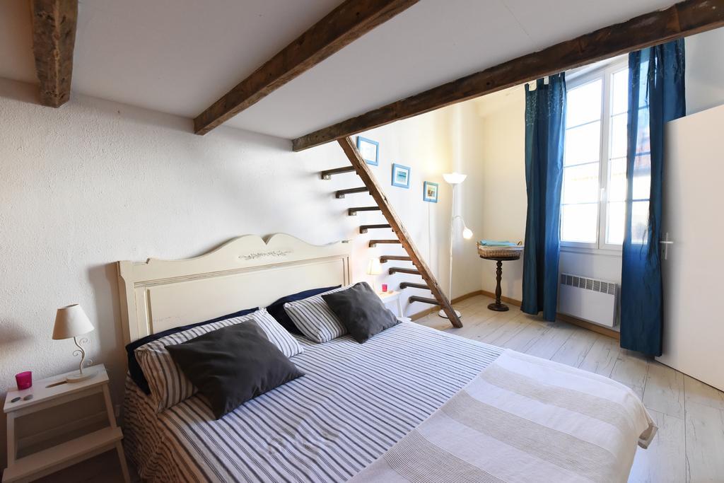 דירות ניס Great Flat In The Old Town Up To 4 מראה חיצוני תמונה