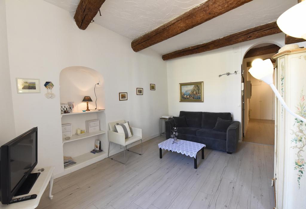 דירות ניס Great Flat In The Old Town Up To 4 מראה חיצוני תמונה